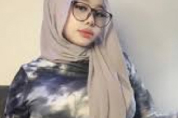 Full Link Video Viral Miraeith Full HD No Sensor Gratis, Hijabers Malaysia yang Bikin Kaum Adam Gagal Fokus