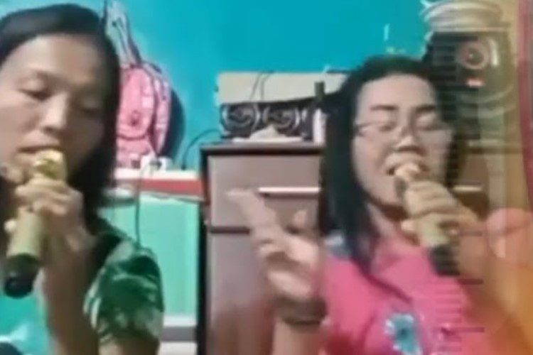 Link Video Suami Tikam Istri di Sergai Saat Karaokean, Ternyata Gelap Mata Gara-Gara Cemburu