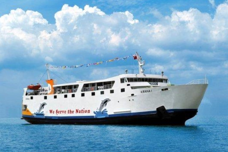 Jadwal Kapal Ferry Sampit Surabaya September 2024, Jangan Sampai Kehabisan Tiket Penyebrangan Jawa Timur ke Madura 