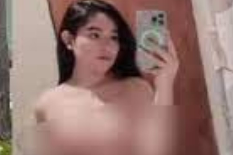 Download Video Asli Yuayu Viral TikTok Pamer Tubuh di Kamar Mandi Tanpa Sensor HD 1080P