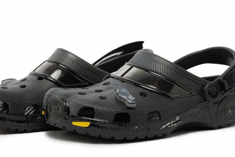 The Batman x Crocs Release Date Official Confirmed, Here's The New Price!