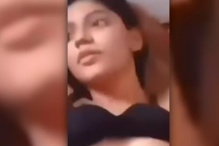 Video Maya G Viral TikTok 2 Menit 29 Detik Asli, Rekam Aksi Buka-Bukaan yang Bikin Netizen Heboh