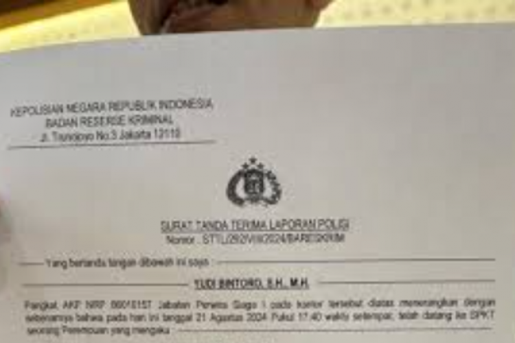 Geram! Azizah Salsha Laporkan Akun Penyebar Fitnah Perselingkuhan ke Polisi Bareskrim: Rumah Tangga Kita Baik-Baik Saja