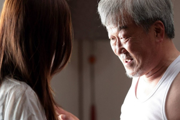 Link Gratis Nonton Female War: A Nasty Deal (2015) Film Semi Korea! Perjuangan Istri yang Mencari Pendonor Mata Suaminya