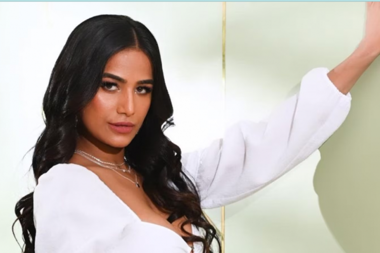 El Vídeo del Desnudo de Poonam Pandey Se Hace Viral Sin Censura, ¡Mira La Duración Completa Aquí!