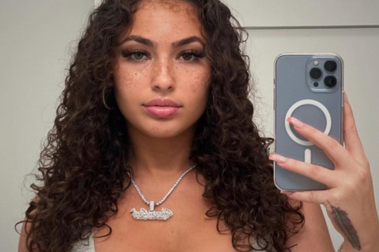 Who is Ash Kash? Scandal-hit Viral Influencers: Here Is Her Profile and Biodata