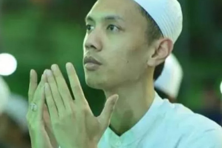 Download Link Video Viral Habib Nizar Tegalrejo Magelang Full HD, Digerebek Saat Bersama Istri Orang