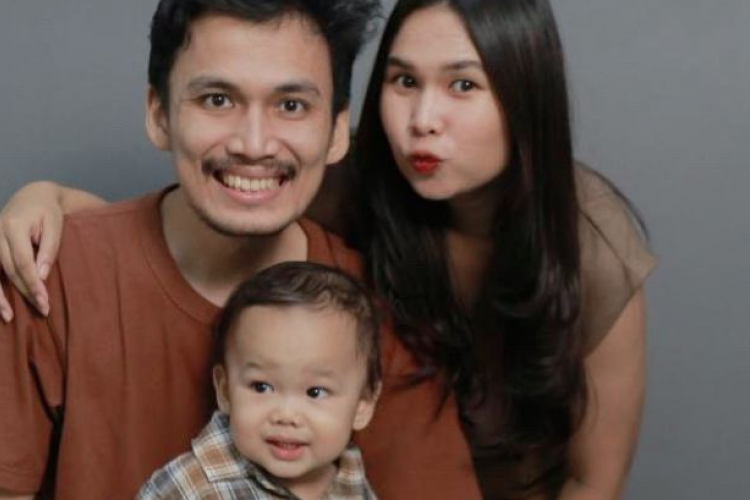 Profil dan Biodata Chika Immanuel, Ibu Dari Bayi Ajaib yang Hafal Kalkulus dan Disebut Reikarnasi Einstein : Agama, Usia dan Media Sosial