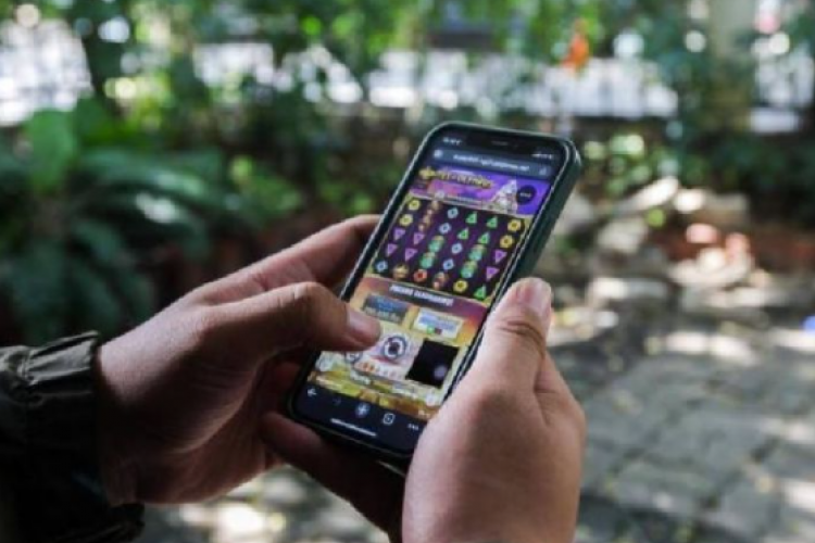 Situs Slot Bet 200 Perak Terbaru 2024 Link Gacor, Pakai Link Ini Biar Spin Untung Banyak!