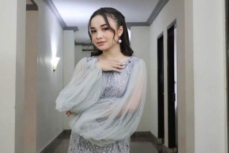 Viral! Penyanyi Dangdut Tasya Rosmala Disawer Seorang Pria dengan Pecahan 50rb, Netizen Puji Sikap Sopan Santunnya