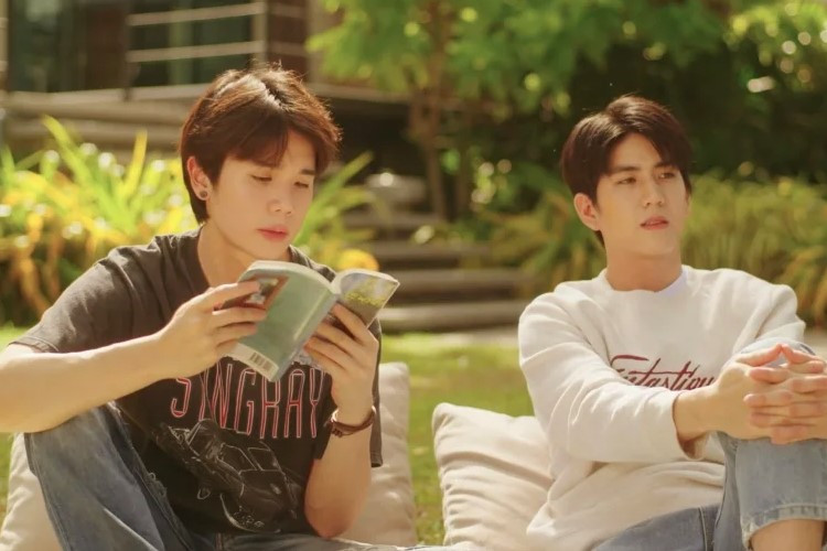 Nonton Drama BL Thailand Last Twilight (2023) Episode 3 Sub Indo Gratis, Pacarku Ternyata adalah Tukang Servisku 